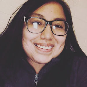 Meet your Posher, Damika